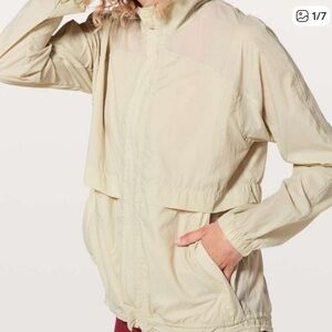 Lululemon Lite Hood Jacket White Tan Size 10